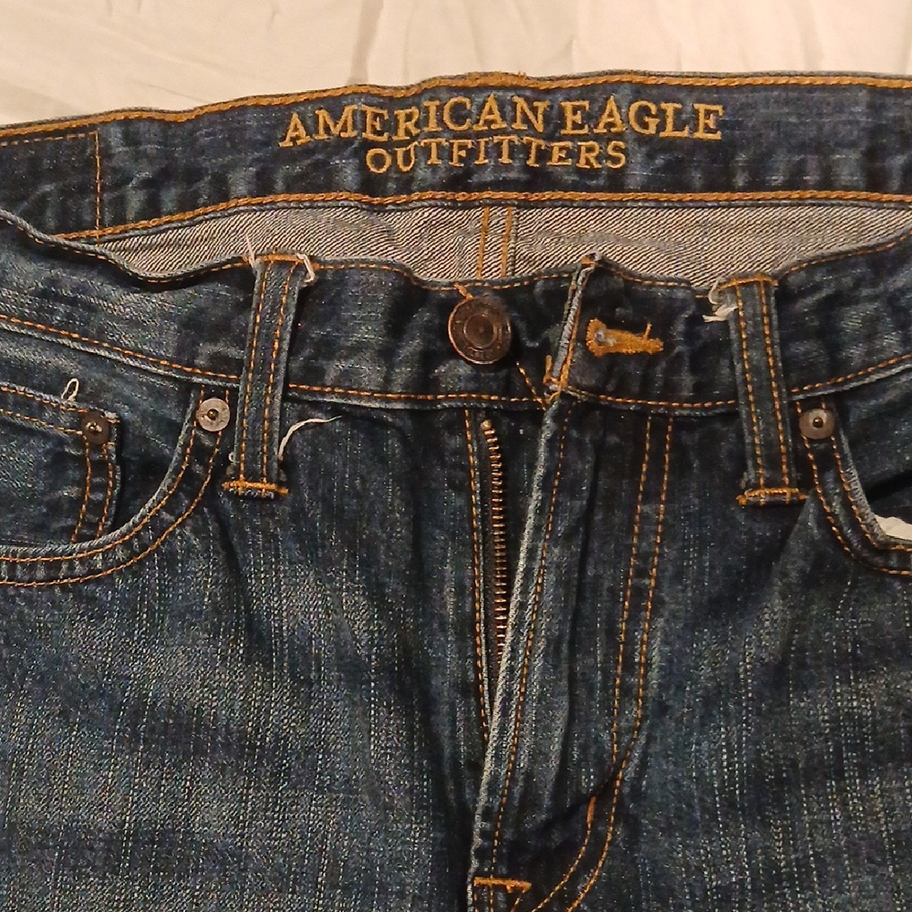 American Eagle Blue Slim Straight Jeans for Effortless Style